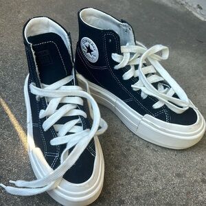 Black platform converse